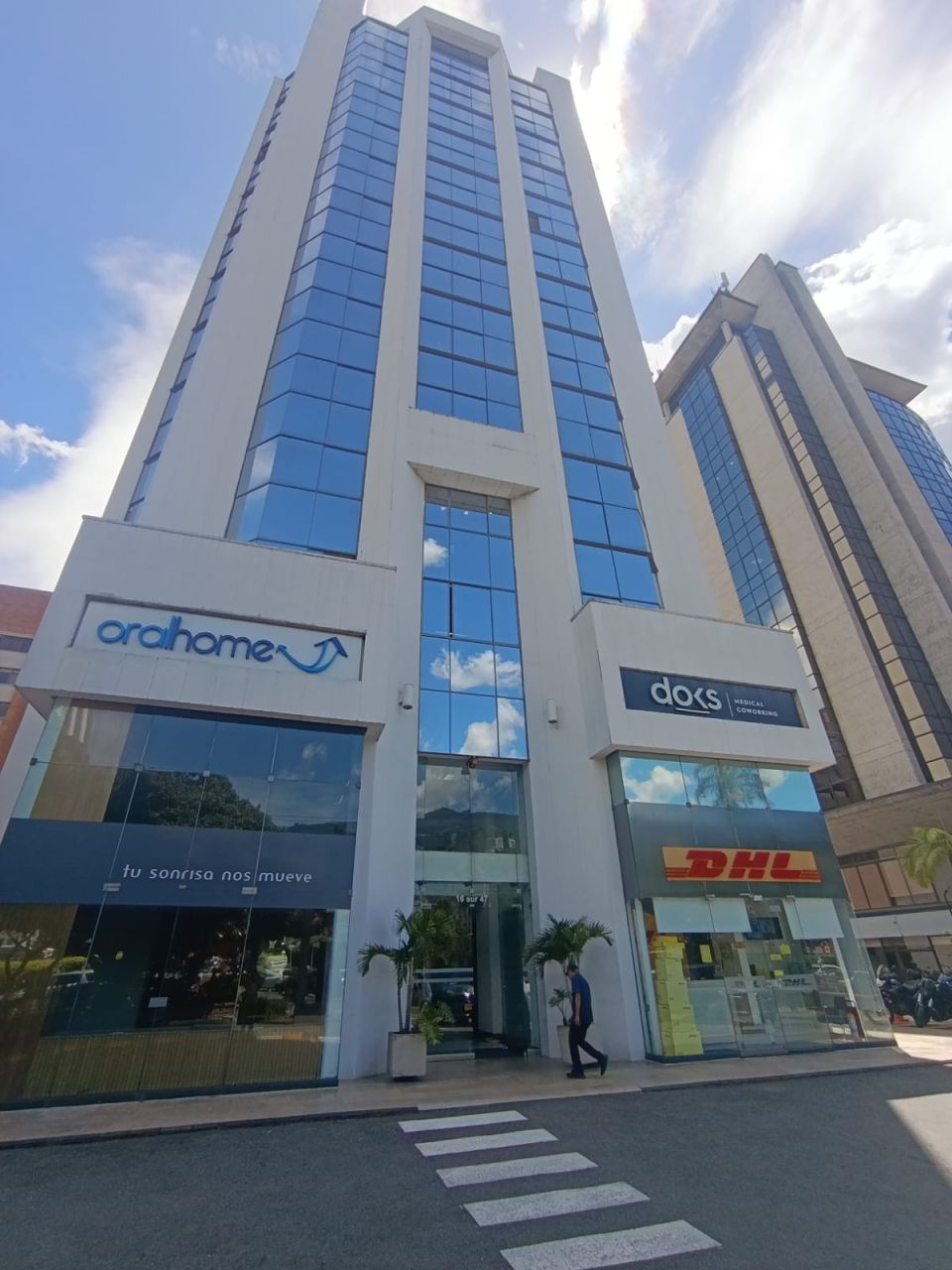 Oficina en arriendo Antioquia Medellín Santa Maria De Los Angeles 50 m2 Habitaciones 0 Baños 1 Garajes 1 Precio $3500000