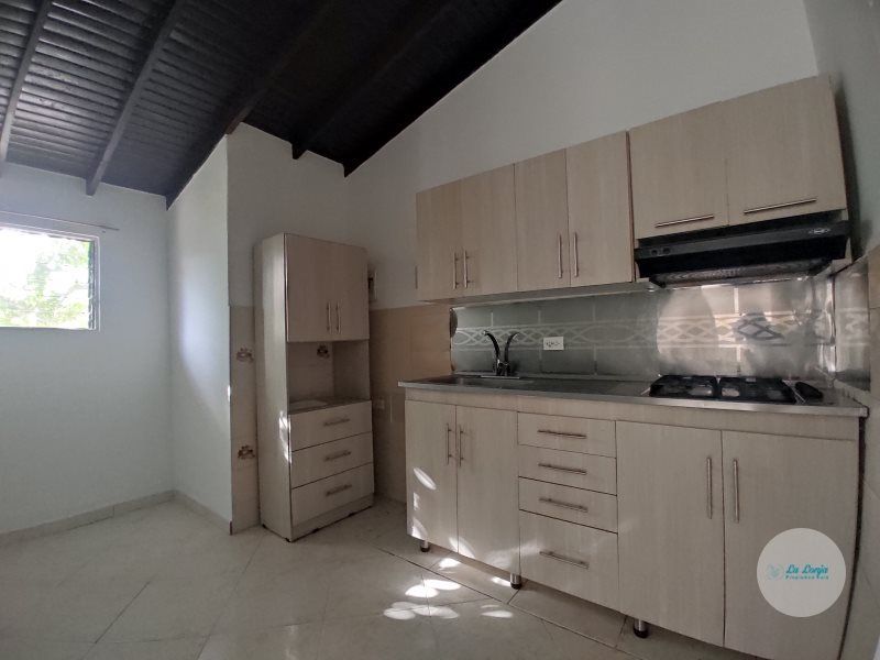 Apartamento en venta Antioquia Medellín Santa Rosa De Lima 66 m2 Habitaciones 3 Baños 1 Garajes 0 Precio $319800000