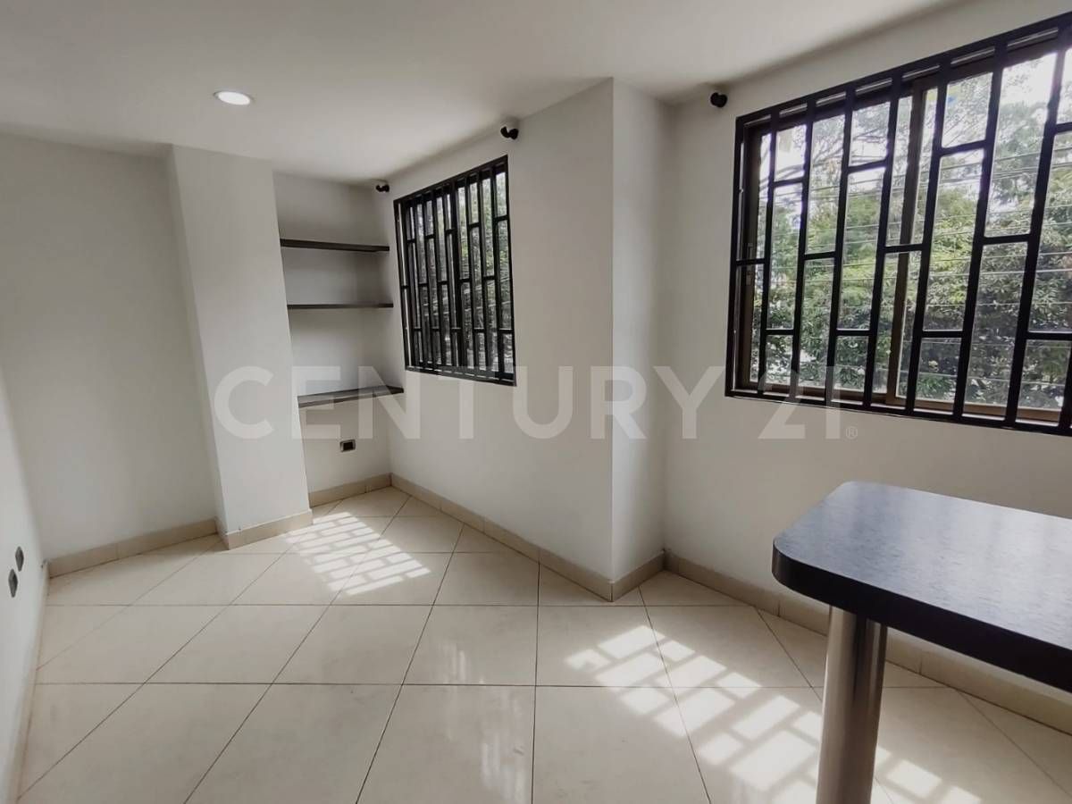 Apartamento en arriendo Antioquia Medellín Cristo Rey 55 m2 Habitaciones 2 Baños 1 Garajes 0 Precio $1700000
