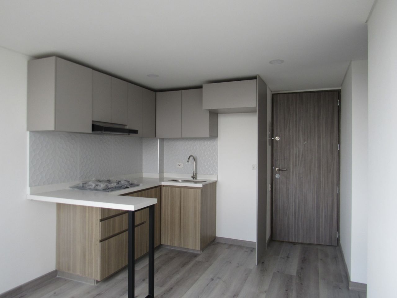 Apartaestudio en arriendo Cundinamarca Bogotá Mazurén 34 m2 Habitaciones 1 Baños 1 Garajes 0 Precio $2000000