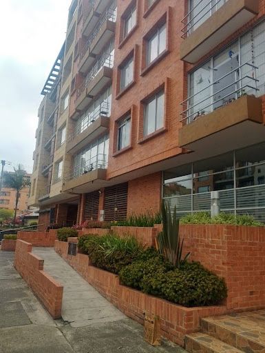 Apartaestudio en arriendo Cundinamarca Bogotá Santa Barbara Occidental 38 m2 Habitaciones 1 Baños 2 Garajes 1 Precio $2444600