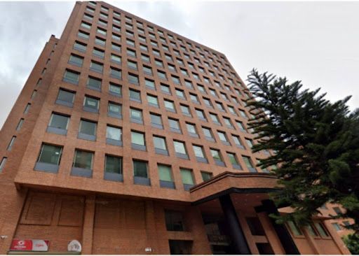 Oficina en arriendo Cundinamarca Bogotá Molinos Norte 280 m2 Habitaciones 0 Baños 2 Garajes 5 Precio $21949000