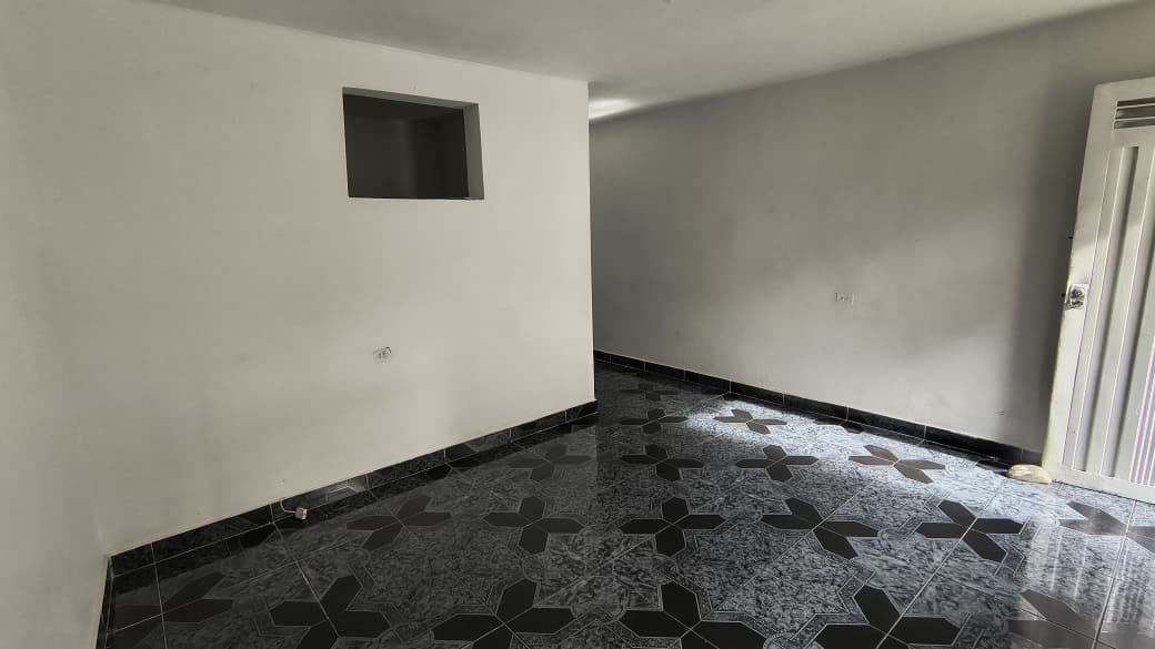 Casa en arriendo Antioquia Medellín Urbanizacion Manesa 35 m2 Habitaciones 2 Baños 1 Garajes 0 Precio $1000000