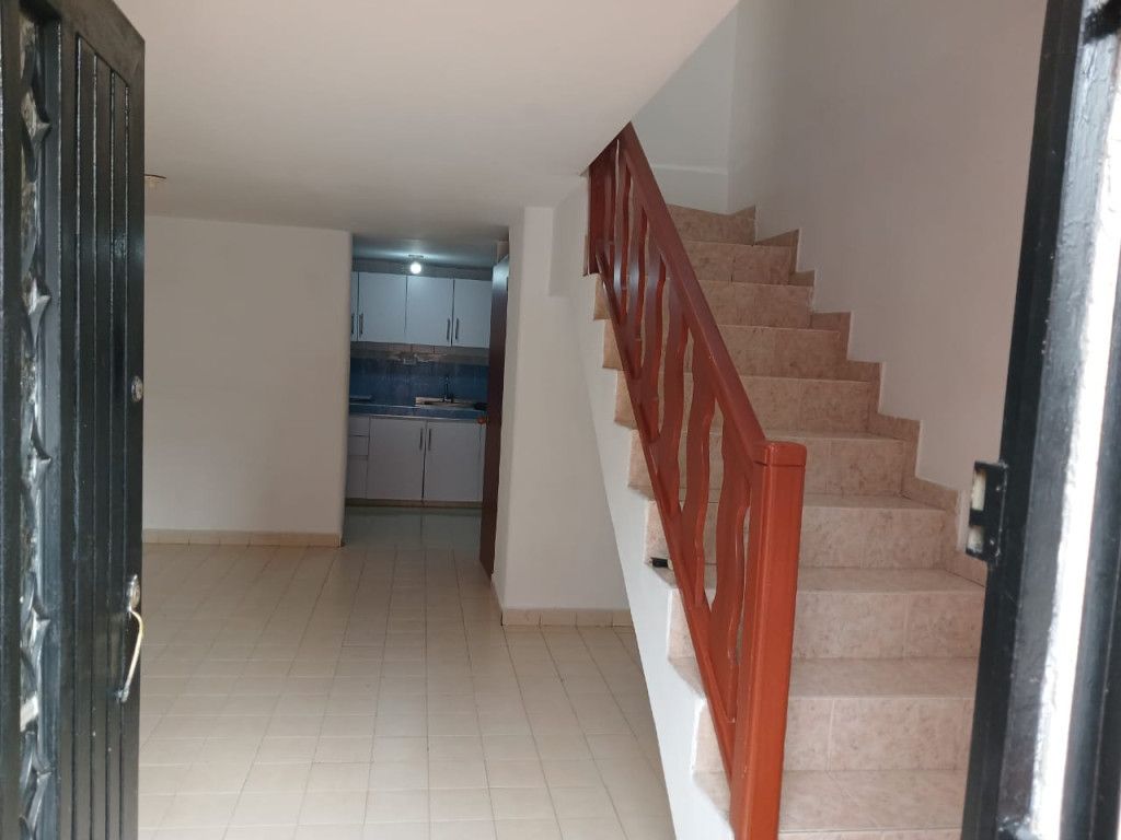 Casa en arriendo Valle Del Cauca Cali Sector Transito Municipal 90 m2 Habitaciones 3 Baños 2 Garajes 0 Precio $1200000