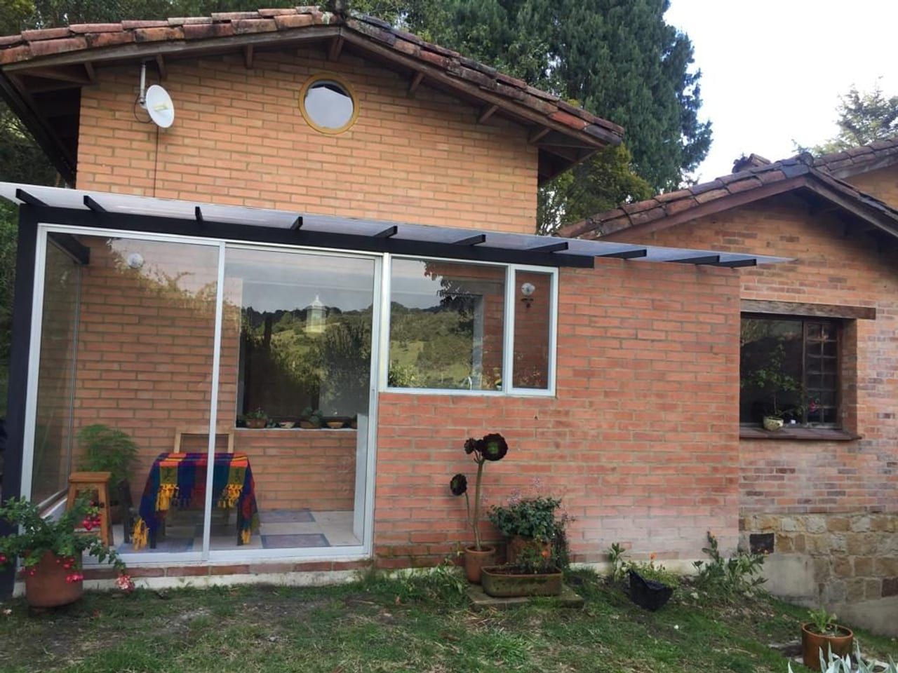 Casa en arriendo Cundinamarca La Calera La Calera 42 m2 Habitaciones 1 Baños 1 Garajes 2 Precio $1850000