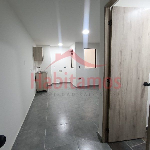 Apartaestudio en arriendo Antioquia Envigado El Dorado 20 m2 Habitaciones 1 Baños 1 Garajes 0 Precio $1700000