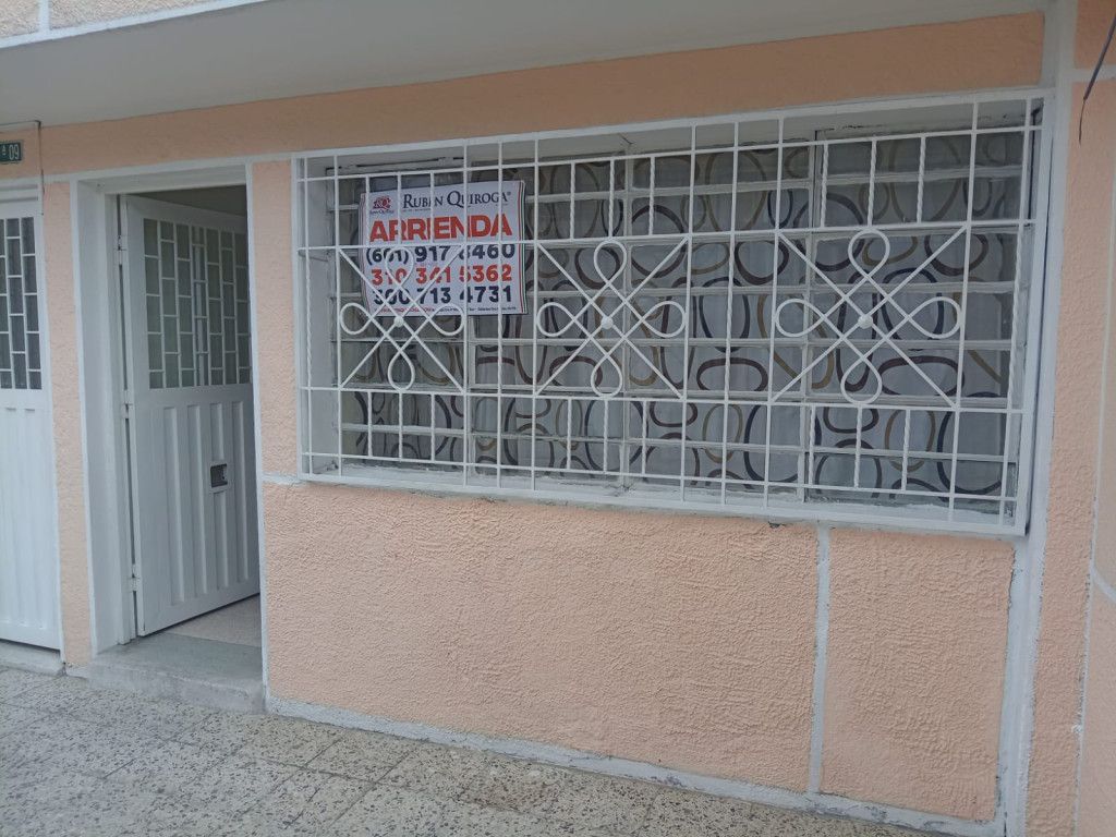 Apartamento en arriendo Cundinamarca Bogotá Santa Isabel 185 m2 Habitaciones 4 Baños 2 Garajes 1 Precio $2800000