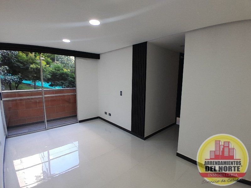 Apartamento en arriendo Antioquia Bello Urbanización San Silvestre 50 m2 Habitaciones 3 Baños 2 Garajes 1 Precio $2050000