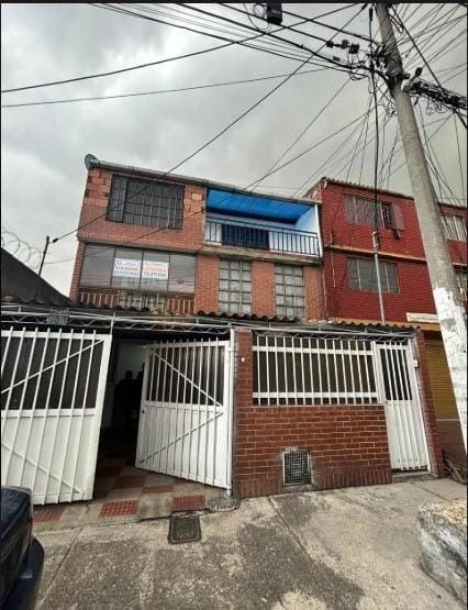 Apartamento en arriendo Cundinamarca Bogotá Carvajal 60 m2 Habitaciones 2 Baños 1 Garajes 0 Precio $950000