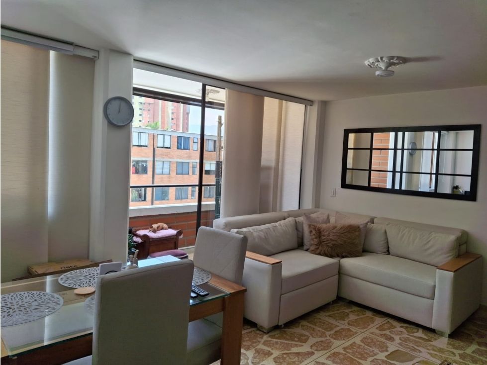 Apartamento en arriendo Antioquia Medellín Asomadera No2 90 m2 Habitaciones 3 Baños 2 Garajes 1 Precio $2900000