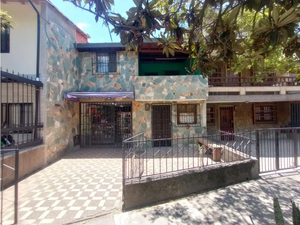 Casa en venta Antioquia Medellín Medellín 378 m2 Habitaciones 5 Baños 2 Garajes 0 Precio $750000000