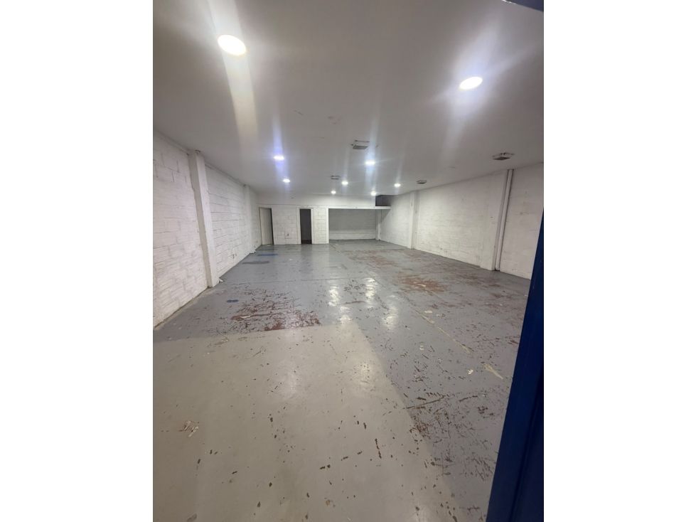 Bodega en arriendo Antioquia Rionegro Centro 165 m2 Habitaciones 0 Baños 2 Garajes 0 Precio $3500000