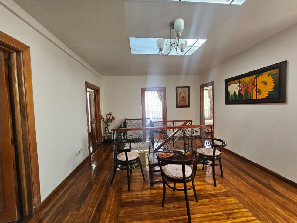 Casa en arriendo Caldas Manizales Saenz 180 m2 Habitaciones 7 Baños 2 Garajes 0 Precio $4000000