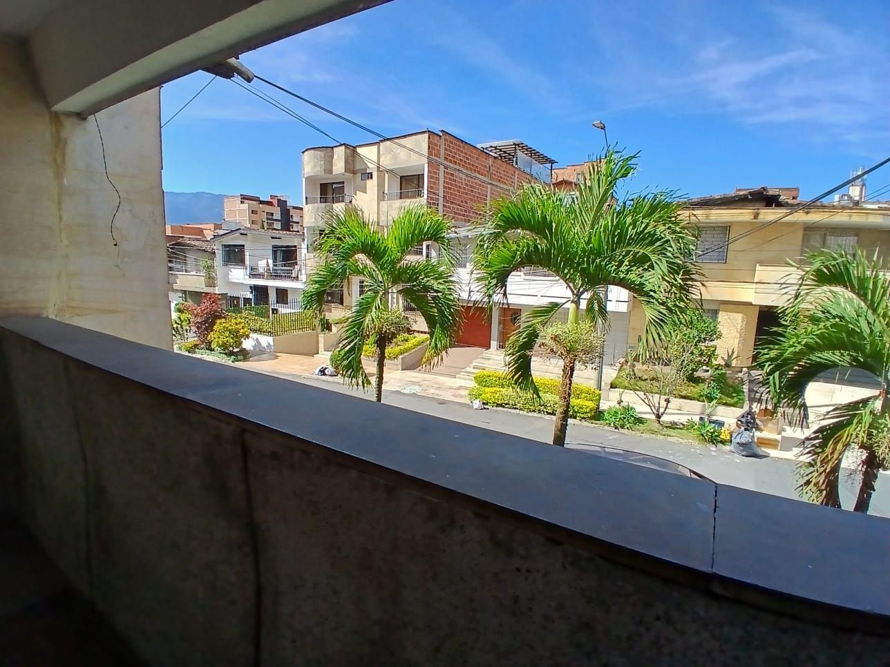 Casa en arriendo Antioquia Medellín La Floresta 180 m2 Habitaciones 4 Baños 2 Garajes 0 Precio $4500000