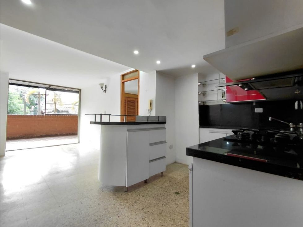 Apartamento en arriendo Antioquia Medellín Florida Nueva 95 m2 Habitaciones 3 Baños 2 Garajes 2 Precio $3200000
