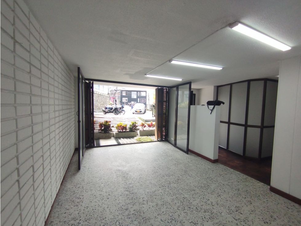 Local en arriendo Caldas Manizales La Arboleda 140 m2 Habitaciones 0 Baños 2 Garajes 0 Precio $3500000