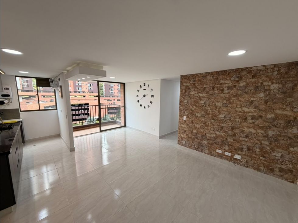 Apartamento en arriendo Antioquia Medellín La Hondonada 70 m2 Habitaciones 3 Baños 2 Garajes 1 Precio $2900000