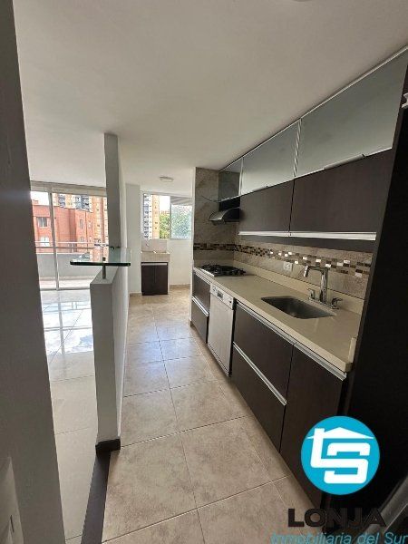 Apartamento en venta Antioquia Envigado Zona Centro 75 m2 Habitaciones 3 Baños 2 Garajes 0 Precio $618000000