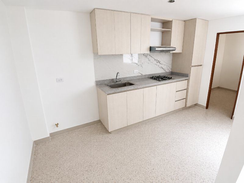 Apartamento en arriendo Antioquia Medellín Rosales 135 m2 Habitaciones 4 Baños 3 Garajes 1 Precio $3700000