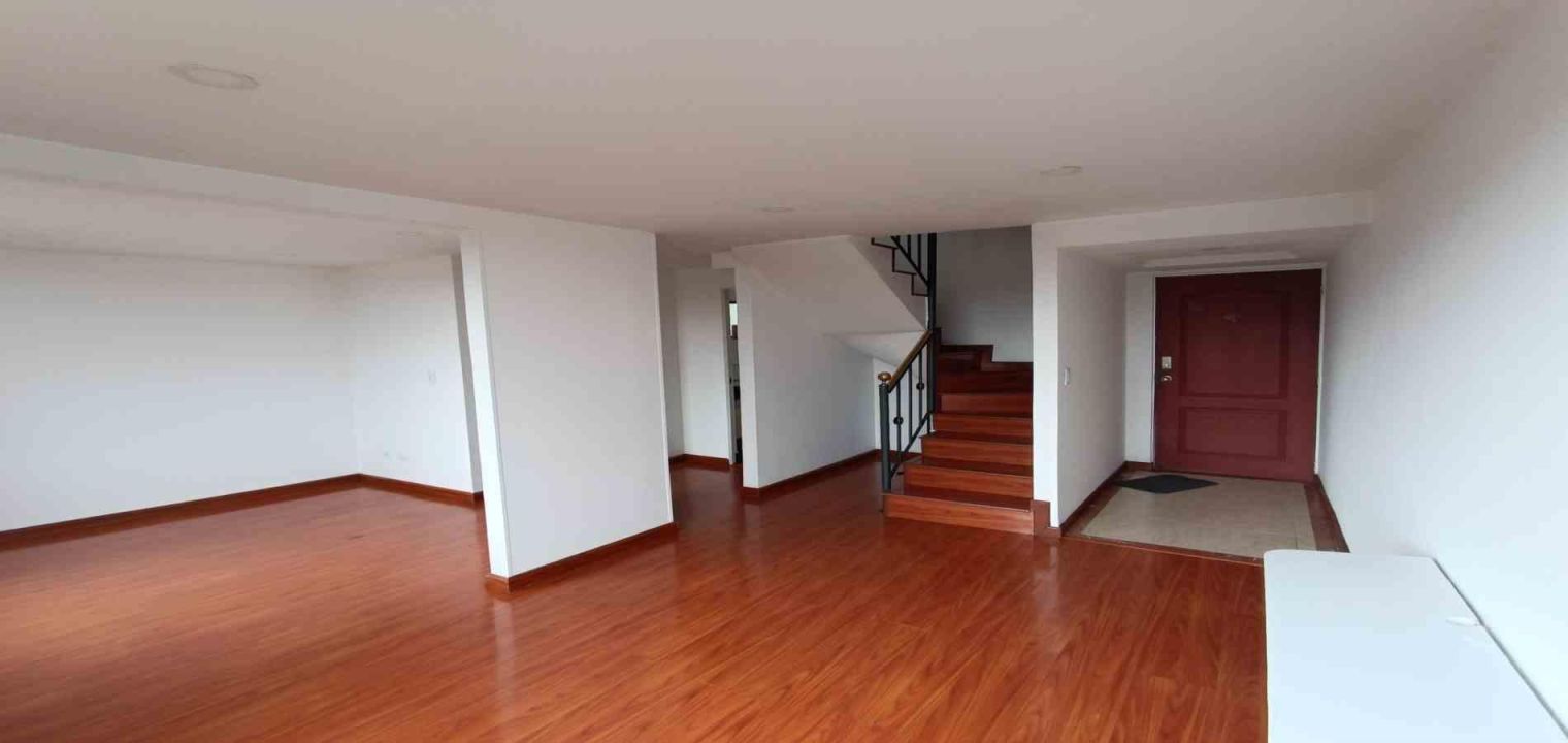 Apartamento en venta Cundinamarca Bogotá Villa Alsacia 67 m2 Habitaciones 3 Baños 3 Garajes 1 Precio $420000000