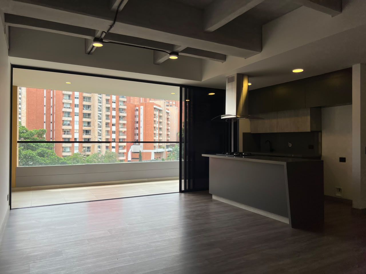 Apartamento en arriendo Antioquia Envigado El Chocho 108 m2 Habitaciones 2 Baños 2 Garajes 2 Precio $6550000