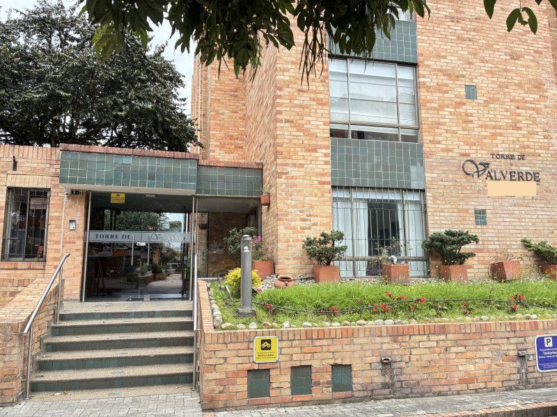 Apartamento en arriendo Cundinamarca Bogotá Cedritos 91 m2 Habitaciones 3 Baños 2 Garajes 1 Precio $4022000
