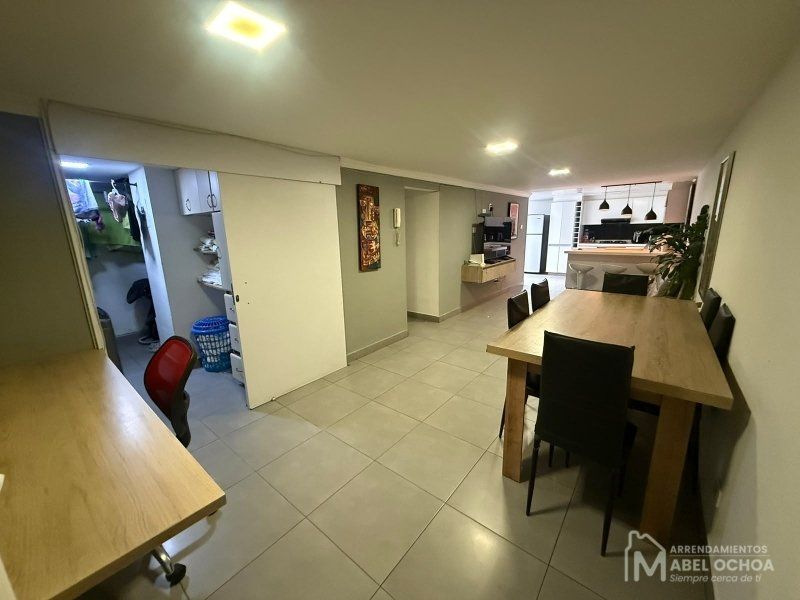 Apartamento en arriendo Antioquia Envigado Las Flores 80 m2 Habitaciones 3 Baños 0 Garajes 1 Precio $3000000