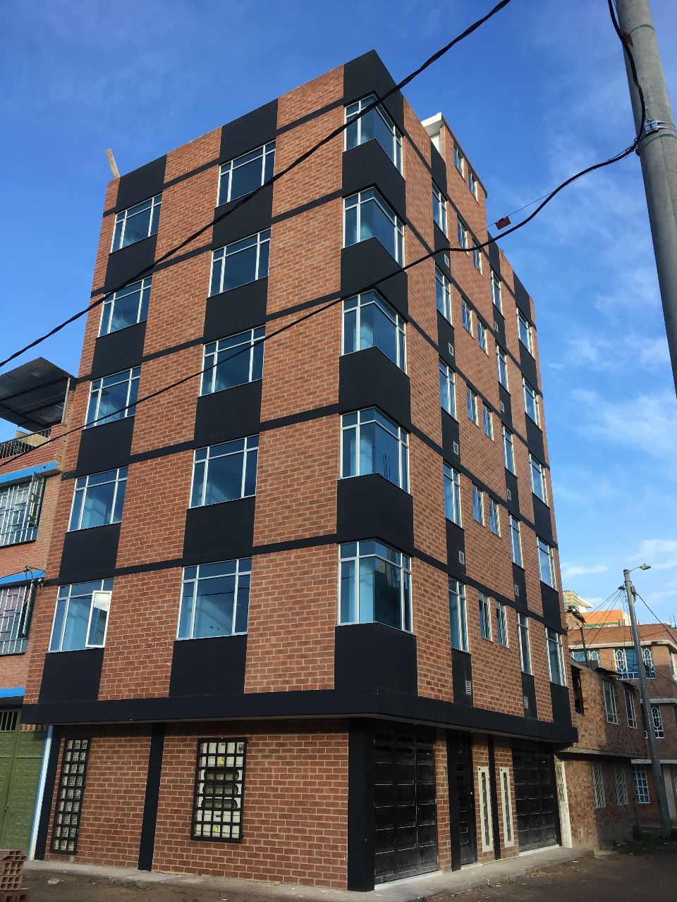 Edificio en venta Cundinamarca Bogotá Centro Engativa 610 m2 Habitaciones 0 Baños 0 Garajes 0 Precio $1500000000