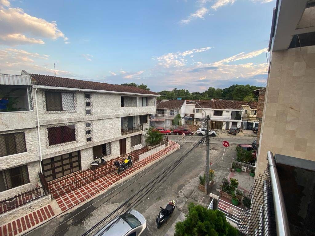 Apartamento en arriendo Valle Del Cauca Cali Primero De Mayo 55 m2 Habitaciones 2 Baños 1 Garajes 0 Precio $1350000