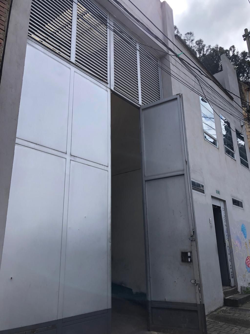 Bodega en venta Cundinamarca Bogotá Ub Delicias Del Carmen 480 m2 Habitaciones 0 Baños 1 Garajes 0 Precio $1650000000