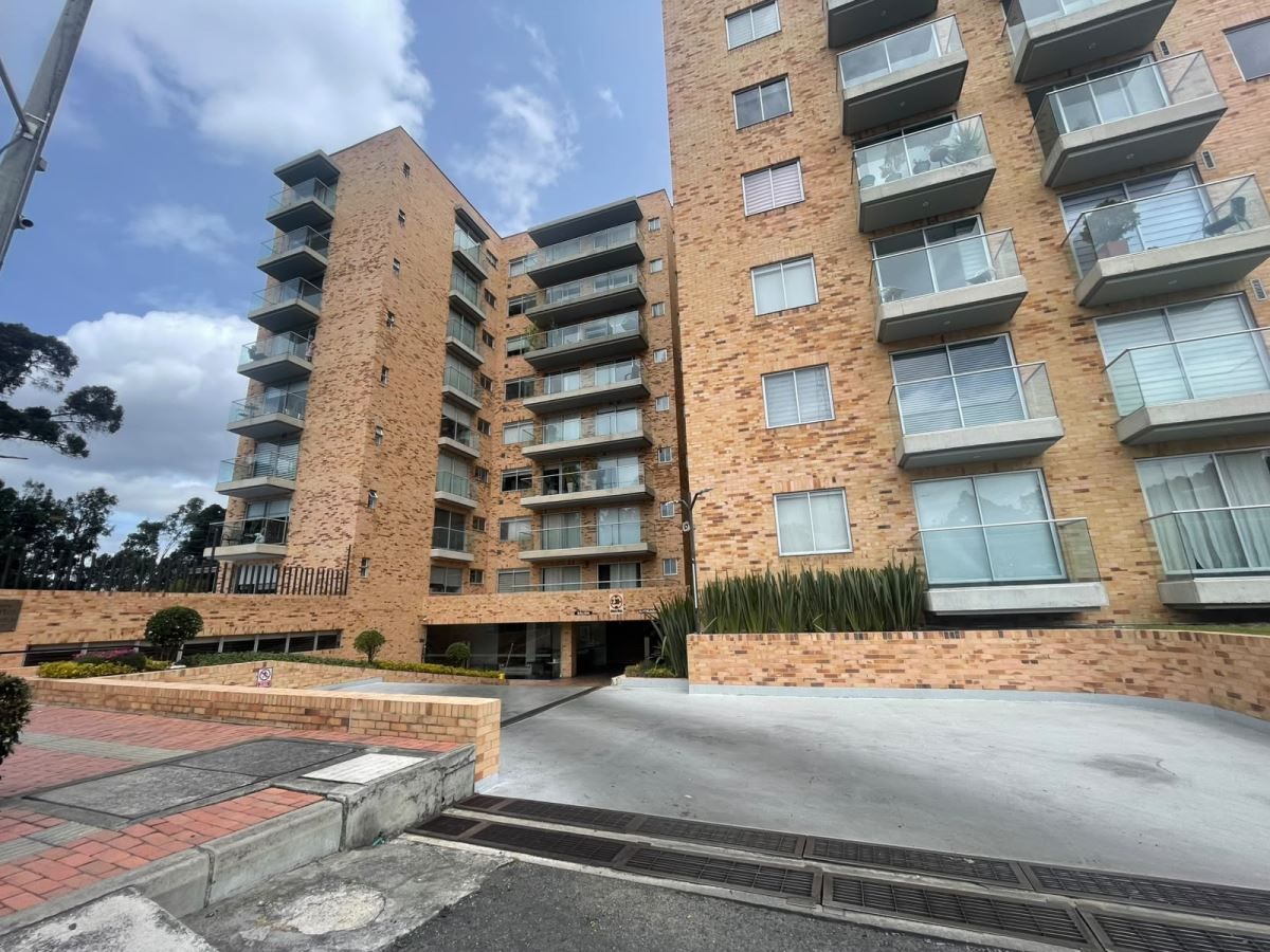 Apartamento en arriendo Cundinamarca Bogotá Club Los Lagartos 62 m2 Habitaciones 2 Baños 2 Garajes 1 Precio $3000000