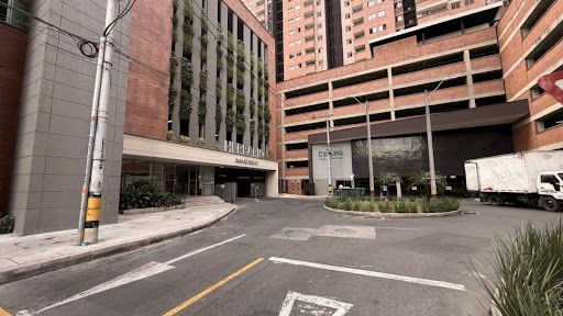 Apartamento en arriendo Antioquia Itagüí Las Acacias 68 m2 Habitaciones 2 Baños 2 Garajes 1 Precio $2750000