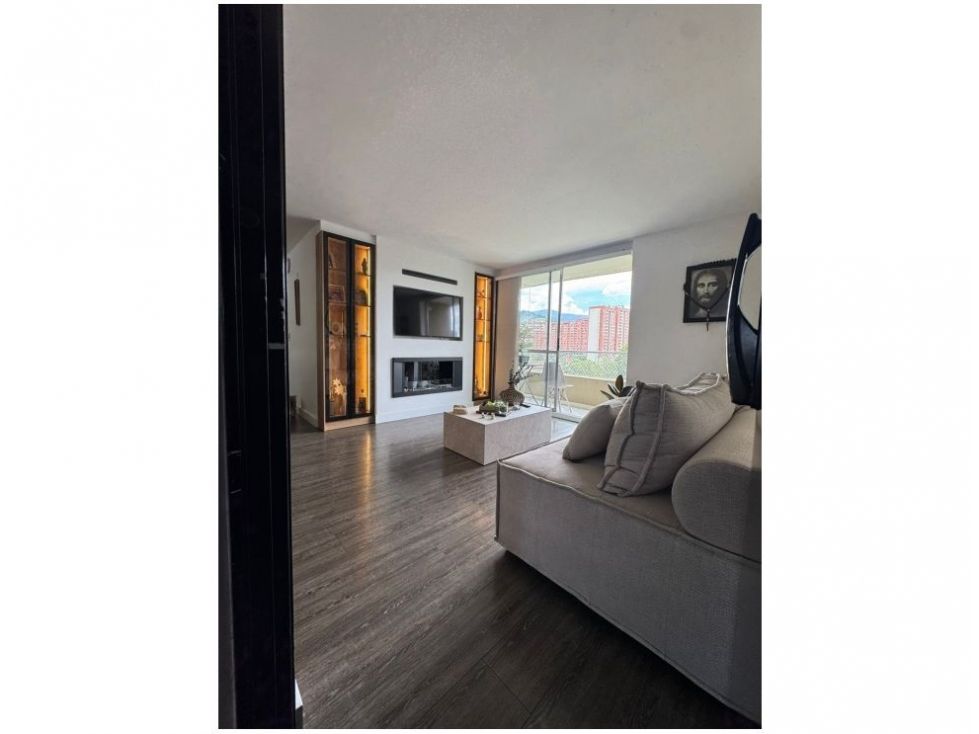 Apartamento en venta Antioquia Medellín San Bernardo 84 m2 Habitaciones 3 Baños 2 Garajes 1 Precio $710000000