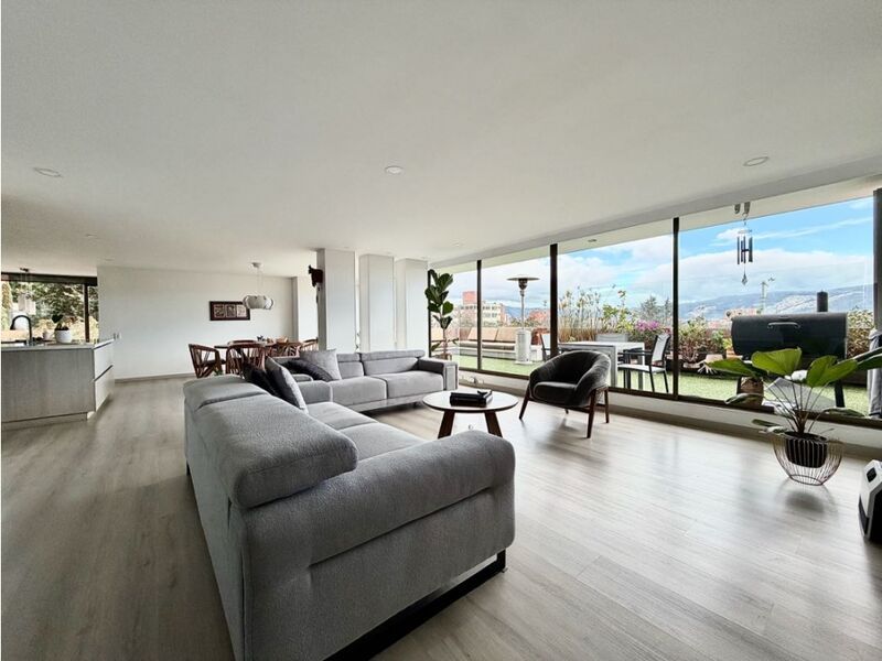 Apartamento en venta Cundinamarca Bogotá Ciudad Jardín Norte 157 m2 Habitaciones 3 Baños 3 Garajes 2 Precio $1250000000