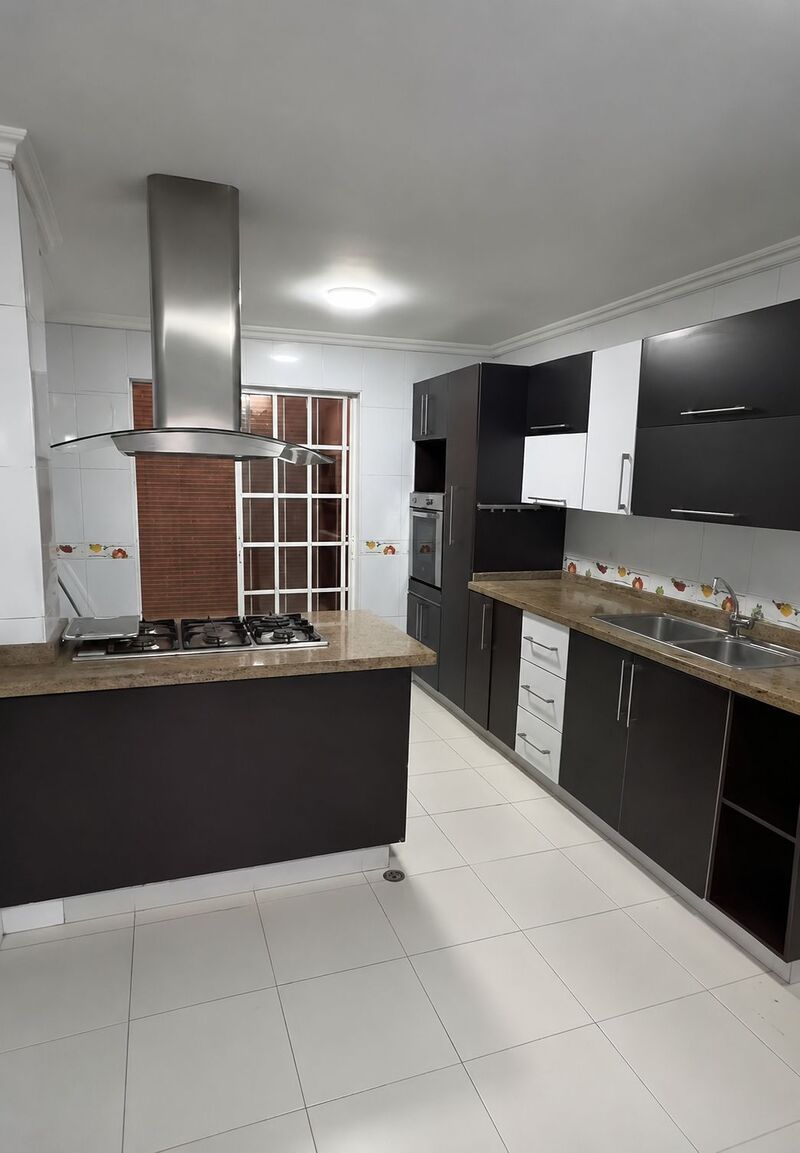 Casa en venta Santander Bucaramanga Asd 384 m2 Habitaciones 5 Baños 5 Garajes 1 Precio $850000000