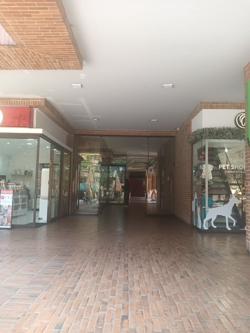 Local en venta Cundinamarca Bogotá Samper 20 m2 Habitaciones 0 Baños 0 Garajes 0 Precio $250000000