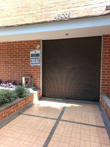 Local en arriendo Antioquia Medellín La Floresta 38 m2 Habitaciones 0 Baños 1 Garajes 0 Precio $2500000