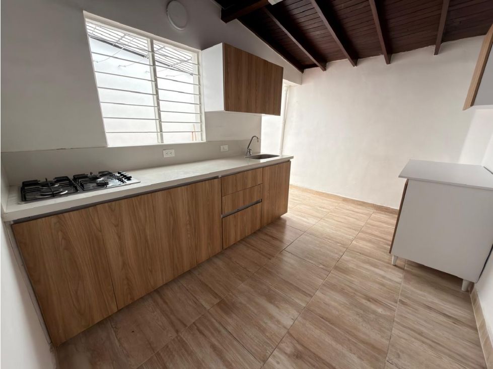 Casa en arriendo Antioquia Medellín La Hondonada 120 m2 Habitaciones 4 Baños 2 Garajes 1 Precio $3150000