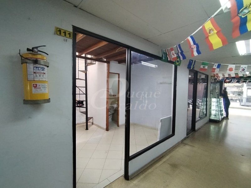 Local en arriendo Antioquia Itagüí Centro 11 m2 Habitaciones 0 Baños 1 Garajes 0 Precio $1000000