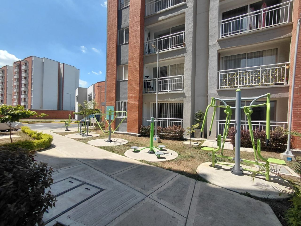 Apartamento en arriendo Valle Del Cauca Cali Cr El Nogal 58 m2 Habitaciones 2 Baños 2 Garajes 0 Precio $1400000