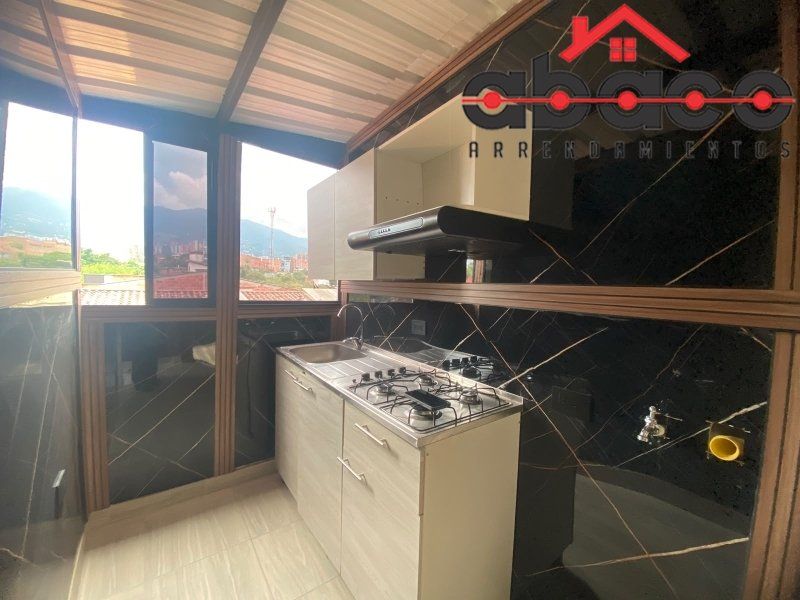 Apartaestudio en arriendo Antioquia Envigado La Mina 30 m2 Habitaciones 1 Baños 1 Garajes 0 Precio $2100000