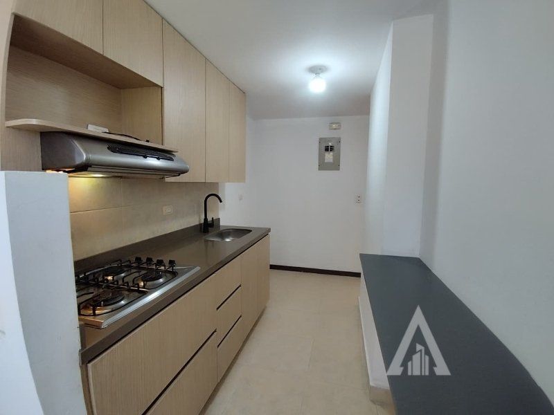 Apartamento en arriendo Antioquia Envigado Uribe Ángel 88 m2 Habitaciones 3 Baños 0 Garajes 0 Precio $3800000