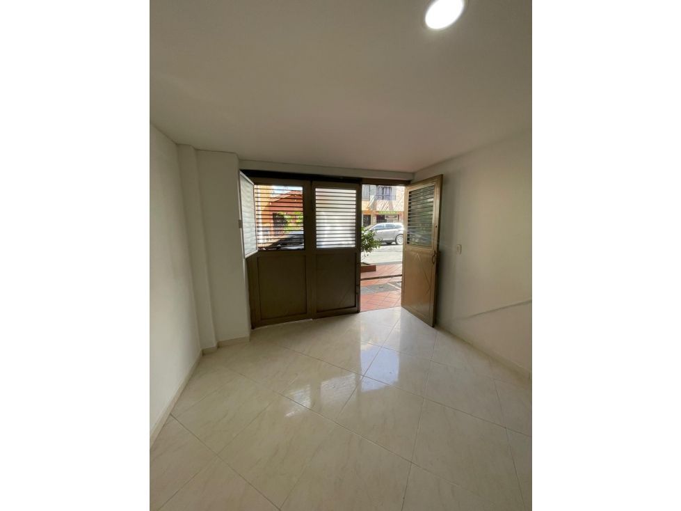 Casa en arriendo Antioquia Medellín Granada 160 m2 Habitaciones 4 Baños 3 Garajes 1 Precio $4400000