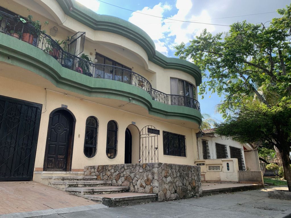 Casa en arriendo Valle Del Cauca Cali Vipasa 180 m2 Habitaciones 4 Baños 3 Garajes 0 Precio $3000000