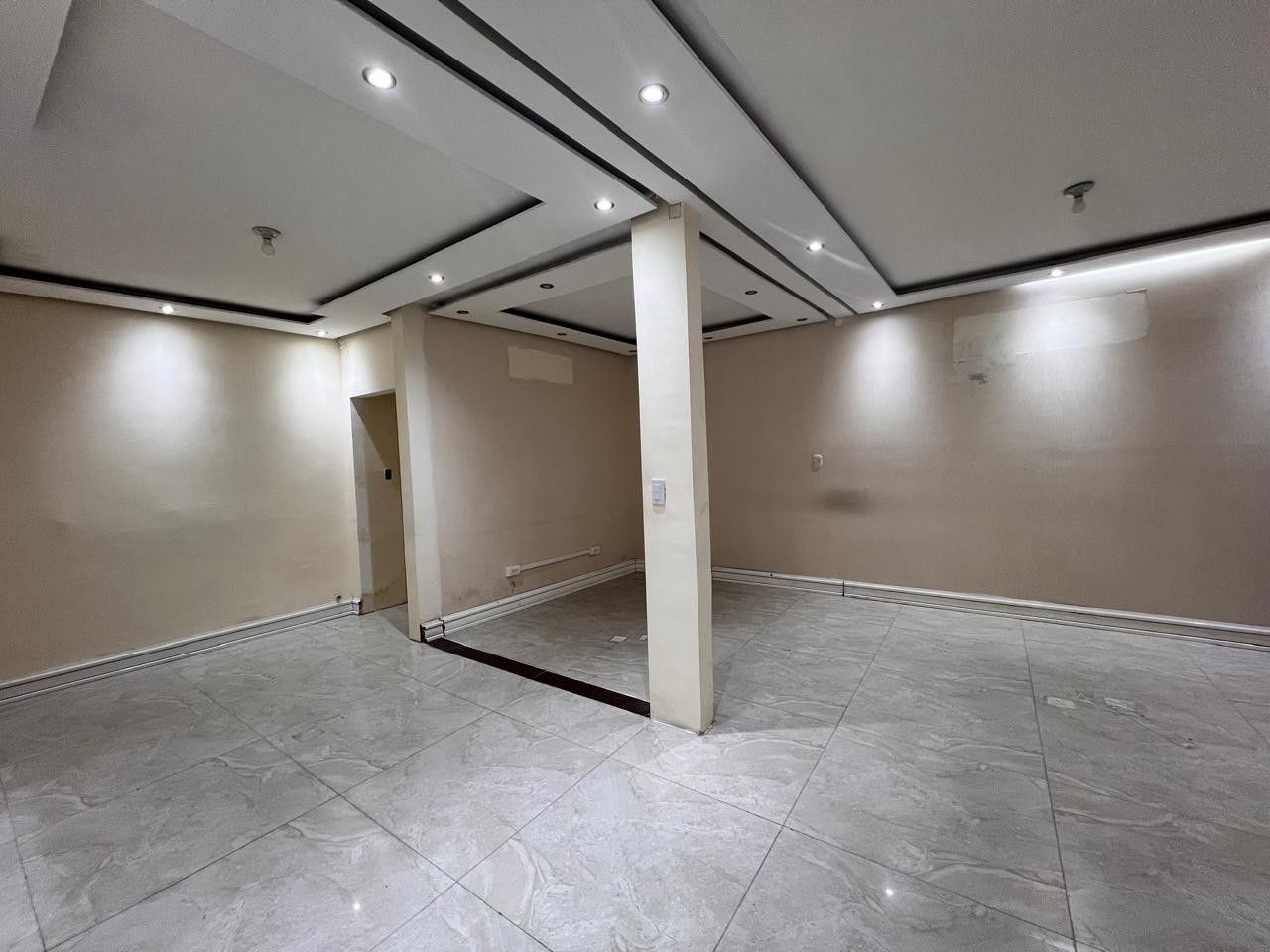 Local en arriendo Valle Del Cauca Cali 3 De Julio 185 m2 Habitaciones 0 Baños 3 Garajes 12 Precio $6000000