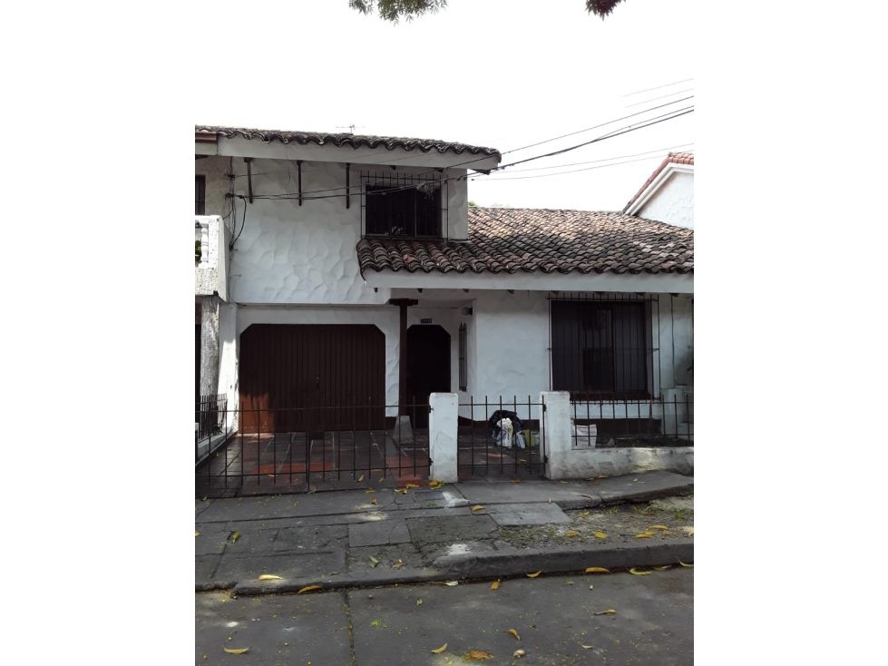 Casa en venta Valle Del Cauca Cali Prados Del Norte 160 m2 Habitaciones 3 Baños 3 Garajes 1 Precio $600000000