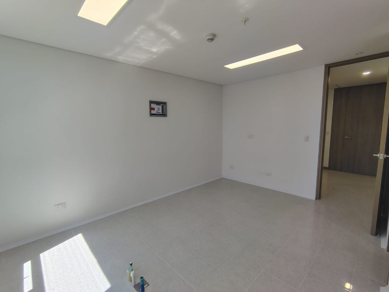 Consultorio en arriendo Antioquia Medellín El Velodromo 30 m2 Habitaciones 0 Baños 1 Garajes 1 Precio $4200000