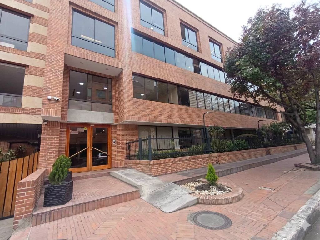 Oficina en venta Cundinamarca Bogotá Chicó Norte 54 m2 Habitaciones 0 Baños 2 Garajes 2 Precio $420000000