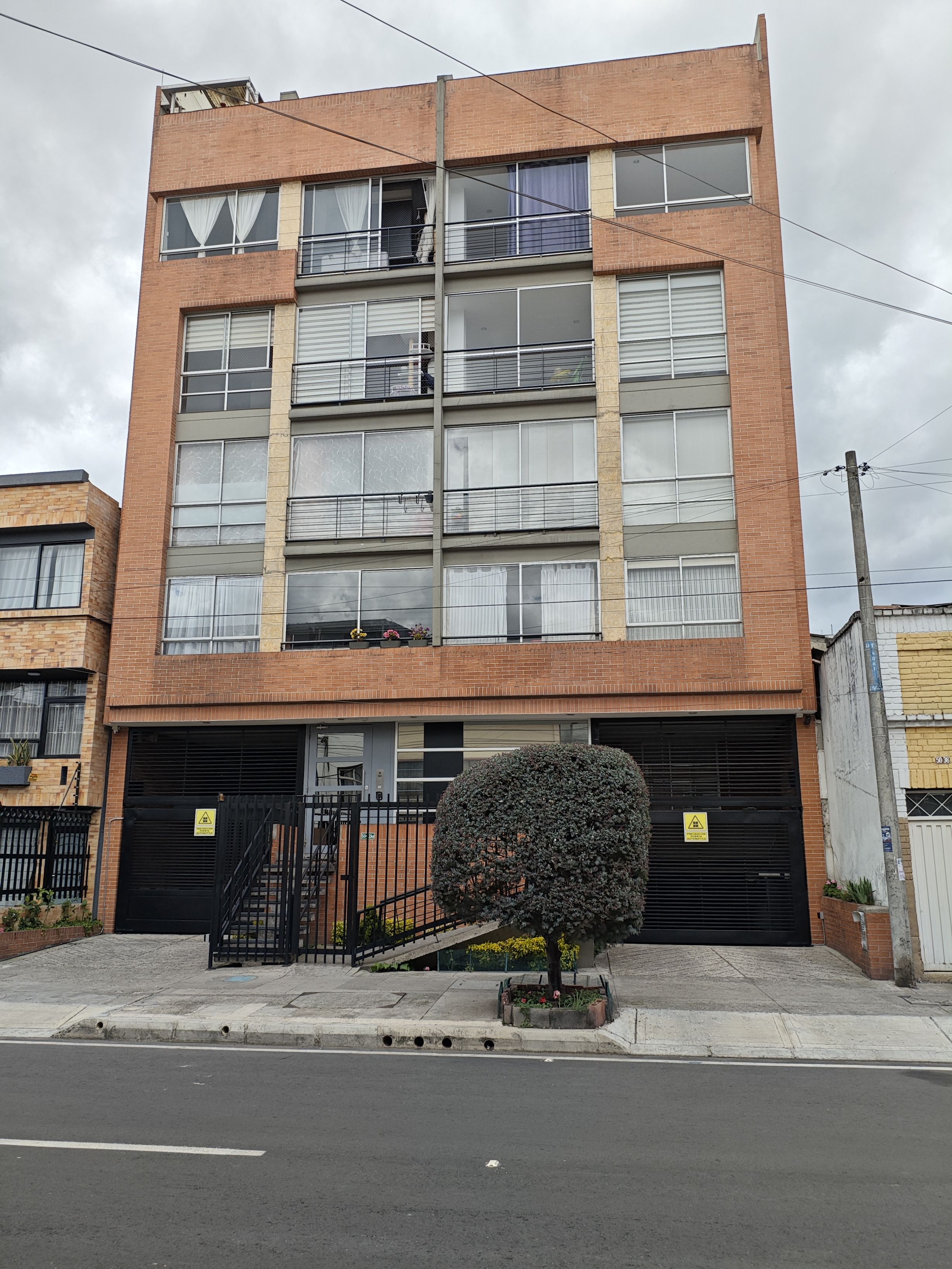 Apartamento en venta Cundinamarca Bogotá Alfonso López 38 m2 Habitaciones 1 Baños 1 Garajes 1 Precio $320000000