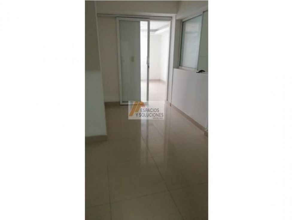 Bodega en venta Santander Bucaramanga La Concordia 410 m2 Habitaciones 0 Baños 3 Garajes 2 Precio $1400000000